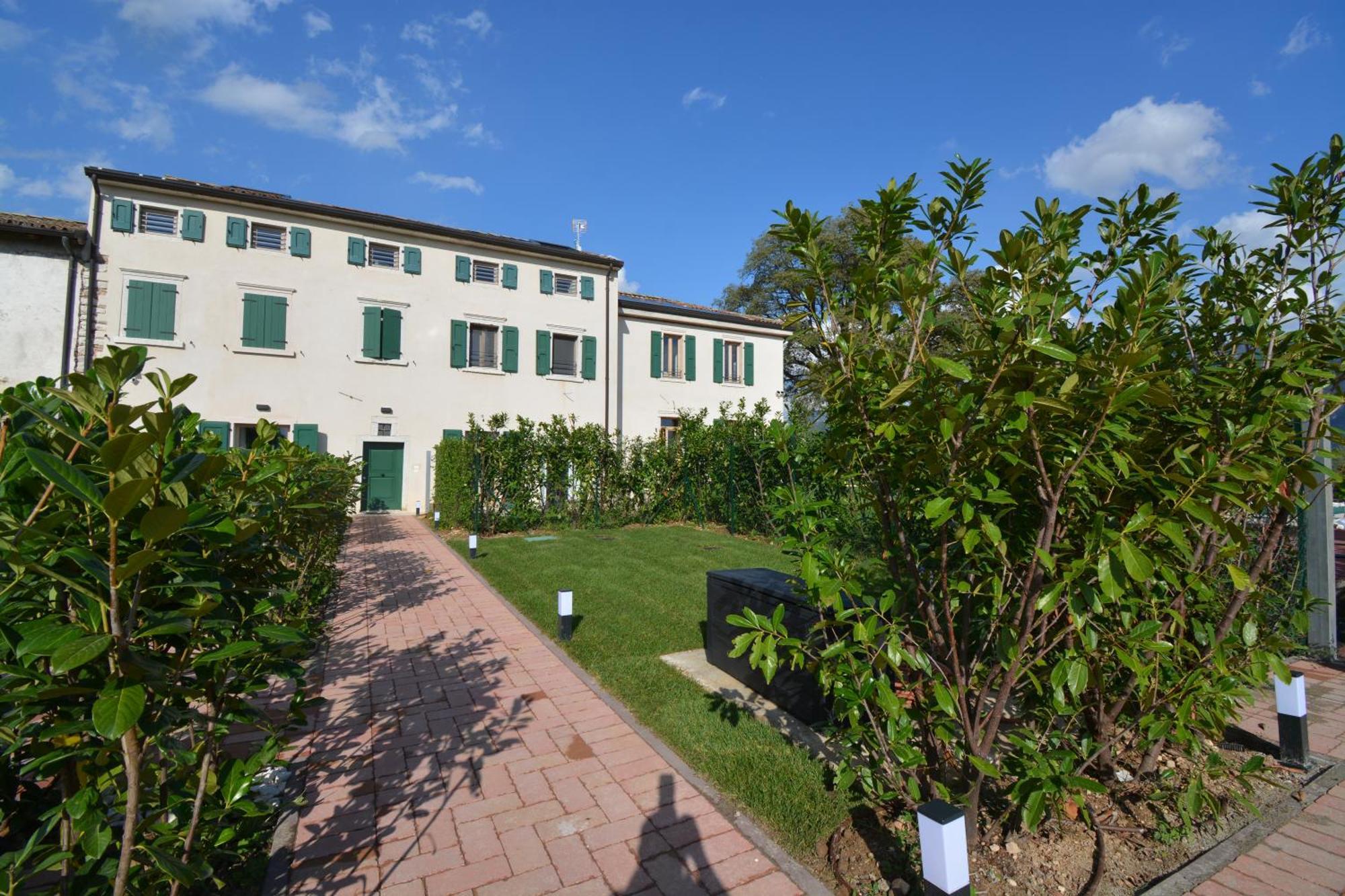 Residence Corte Bellebarbe Rivoli Veronese Exteriör bild