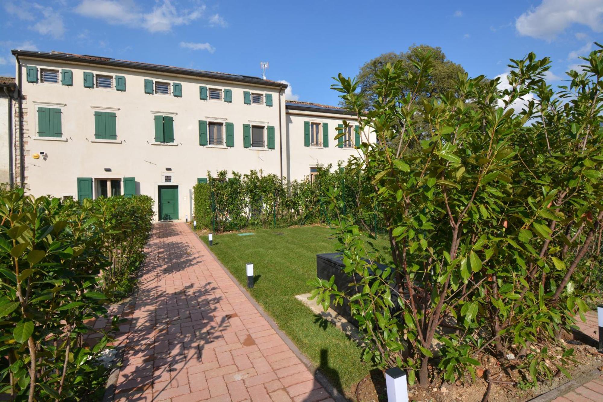 Residence Corte Bellebarbe Rivoli Veronese Exteriör bild
